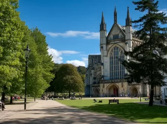 Living in Winchester – 9 Great Reasons to Move There
